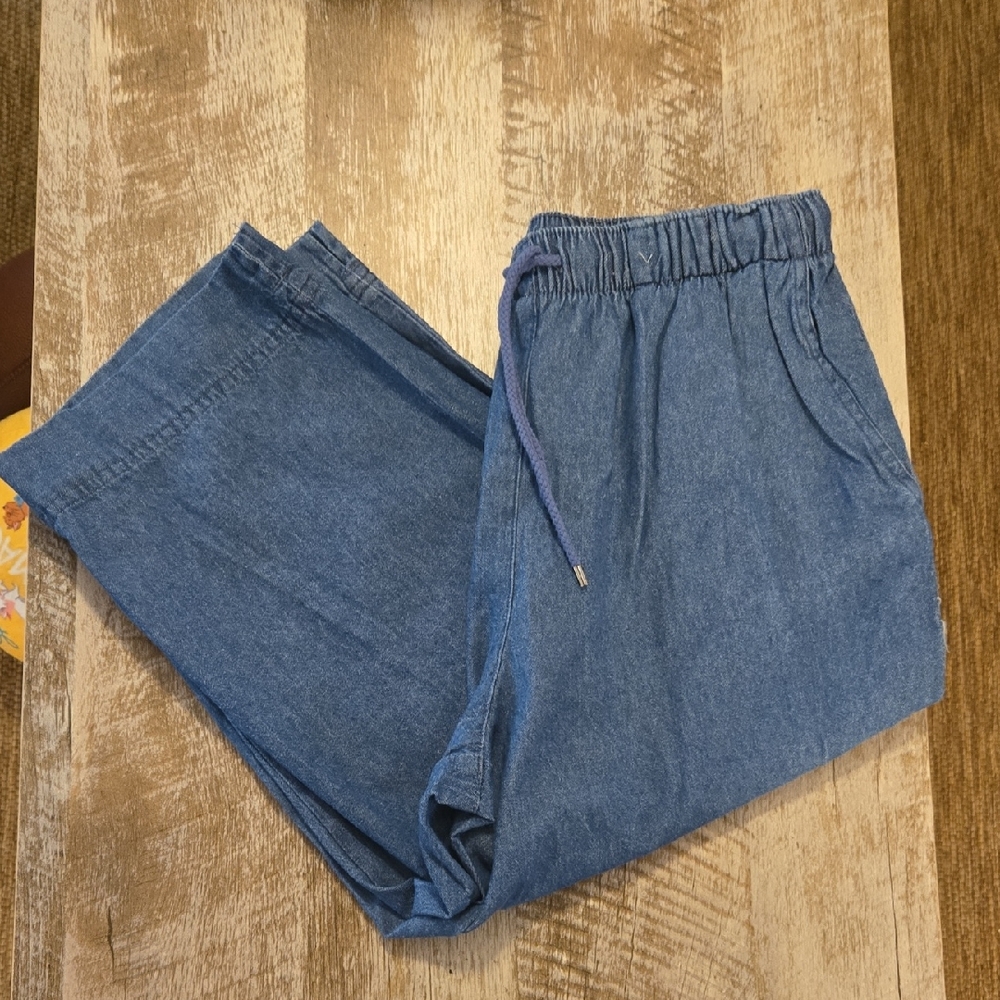Capri Pants